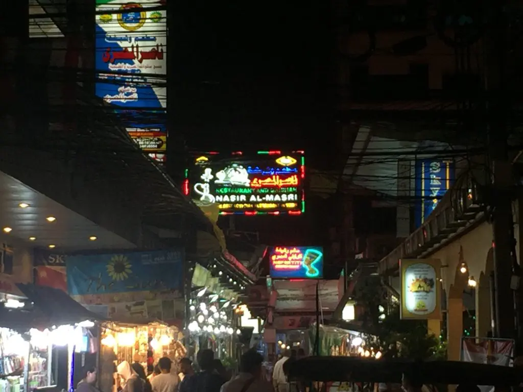 バンコク,クラブ,ディスコ,クライマックス,ナナ駅,タイ,観光,旅行,ナイトスポット,ダンス,踊り,ナンパ,出会い,彼女,彼氏,Climax,Nana,スクンビットソイ11,Sukhumvitsoi11,タイ人,陽気,ファラン,日本人,観光客,駐在者