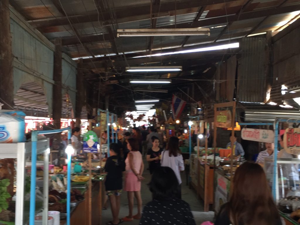 タイ,バンコク,旅行,観光,市場,マーケット,100年市場,タラートクローンスワンロイピー,クローン市場,Khlong Suan Roi Pi old market,ตลาดคลองสวน 100 ปี