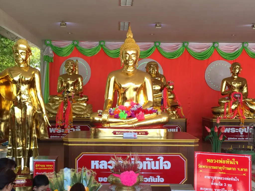 Wat Saman Rattanaram,ワット・サマン・ラタナラム,ワットサマン,ピンクガネーシャ,神様,パワースポット,関聖帝君,観音菩薩,ブラフマー,ゴールデンロック