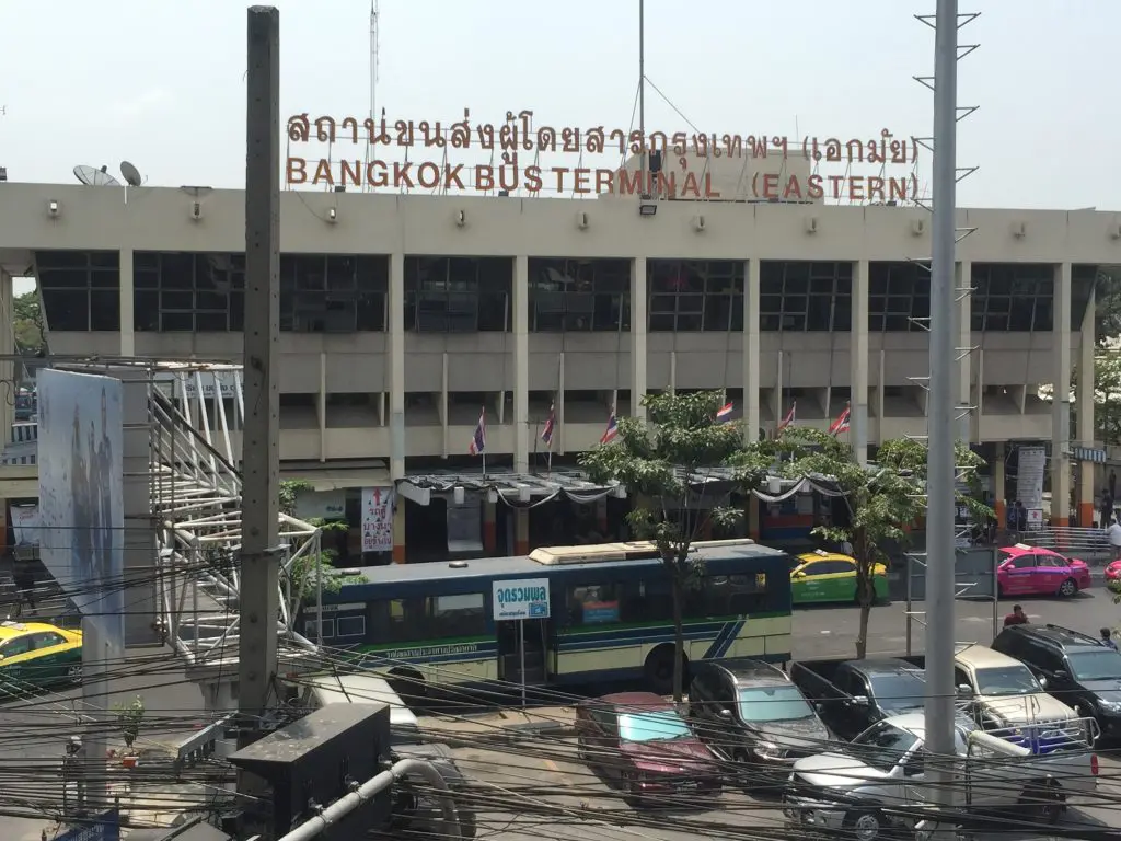 タイ,バンコク,バス,エカマイ,エカマイバスターミナル,東バスターミナル,Eastern Bus Terminal,パタヤ,行き方,説明,日本語,住所
