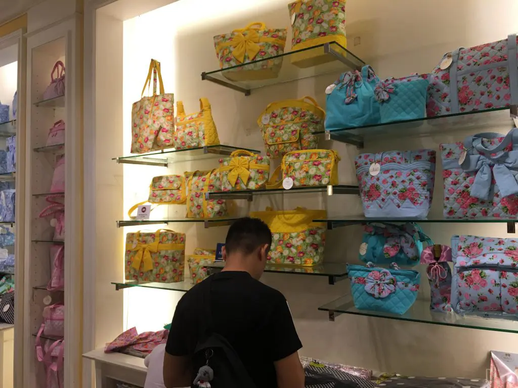 ナラヤ,NaRaYa,セントラルワールドプラザ,Central World,タイ,バンコク,お土産,買い物,ショッピング,行き方,説明