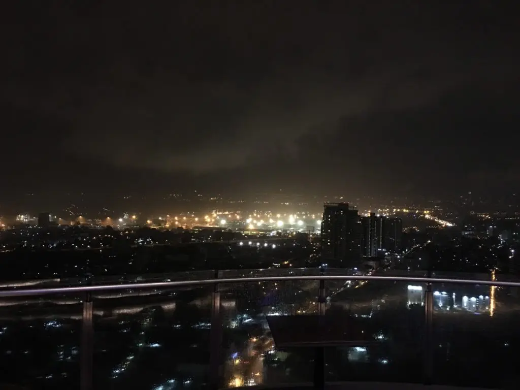 タイ,バンコク,バー,ルーフトップバー,プラカノン,Rooftop Bar,Cielo Sky Bar & Restaurant,シエロ スカイ バー&レストラン,屋上,スクンビット,行き方,住所