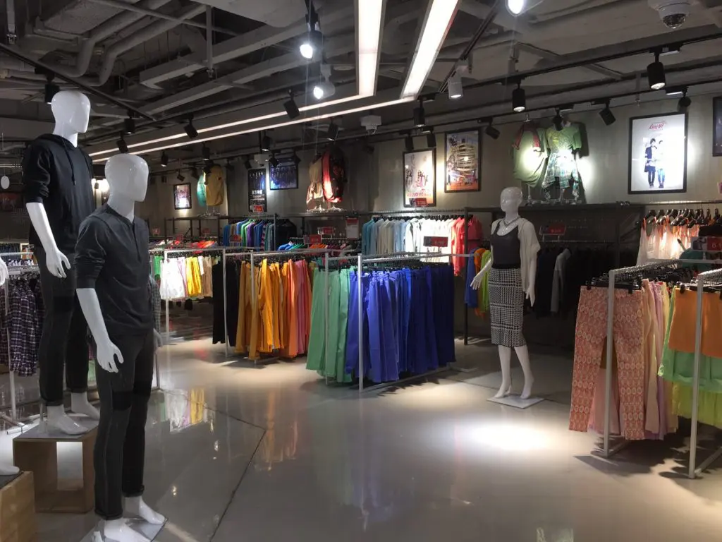 アウトレット,ショッピング,買い物,タイ,バンコク,ブランド,The K Fashion Outlet,有名