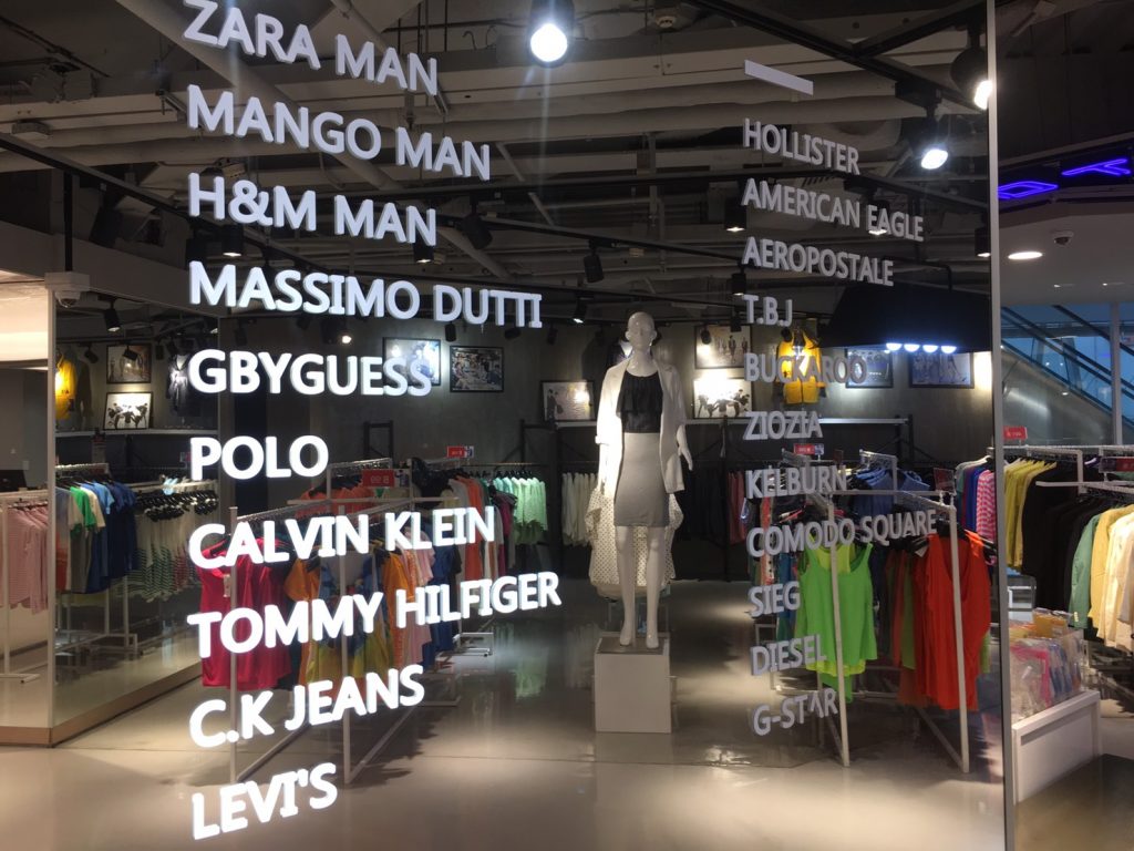 アウトレット,ショッピング,買い物,タイ,バンコク,ブランド,The K Fashion Outlet,有名