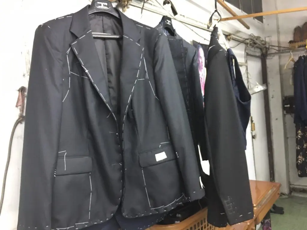 タイ,バンコク,スーツ,ドレス,仕立て,オーダーメイド,手作り,アソーク駅,MOONRIVER by VJ,ムーンリバー,安い,おすすめ