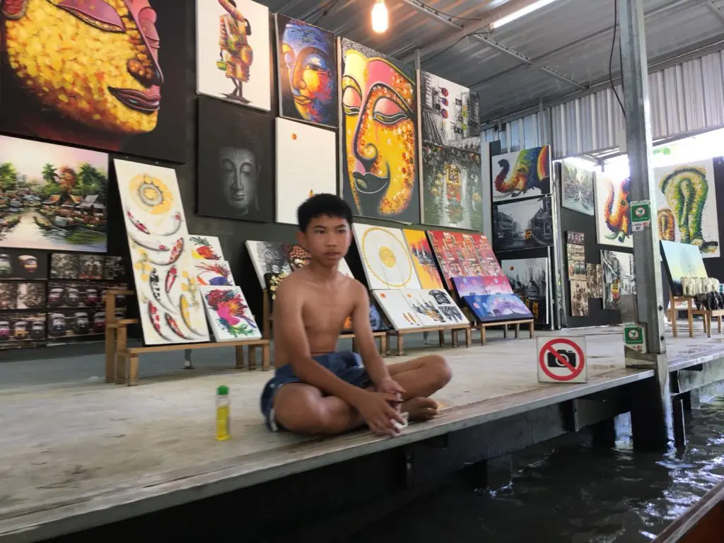 タイ,バンコク,観光,おすすめ,水上マーケット,ダムヌンサドゥアック水上マーケット,Damnoen Saduak Floating Market,ตลาดน้ำดำเนินสะดวก,行き方,説明,住所,地図