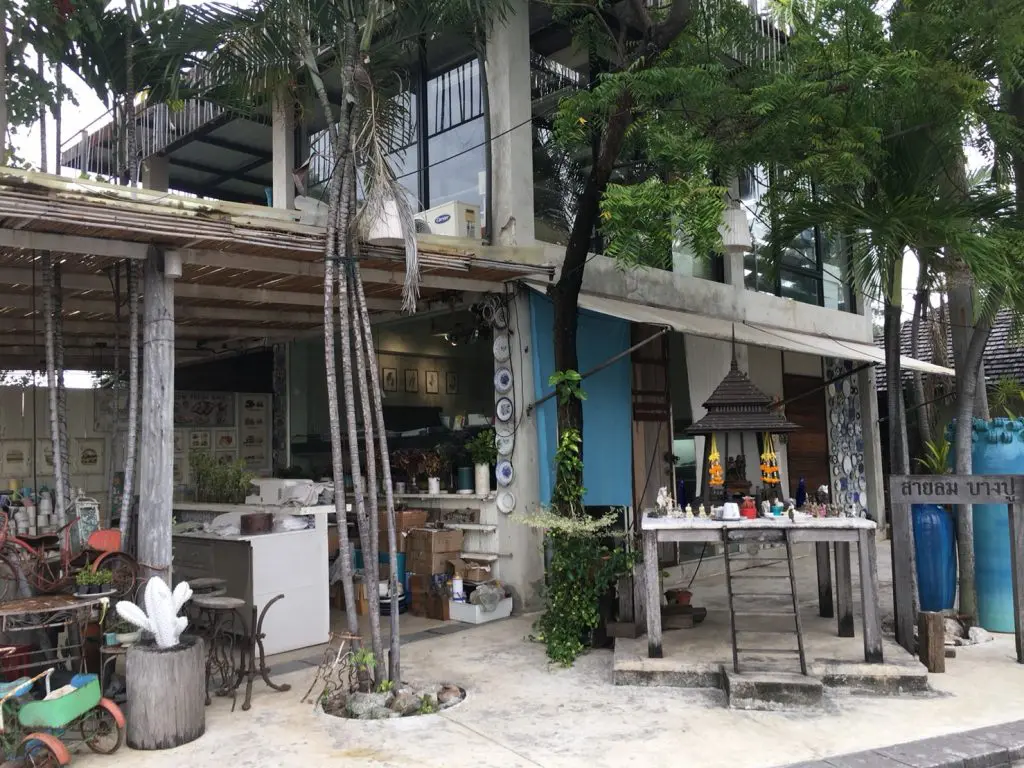 サムットプラカーン,サムットプラーカーン,タイ,バンコク,旅行,観光,レストラン,シーフード,サイロムバンプー,Sailom Bangpu,カモメ,タイ料理