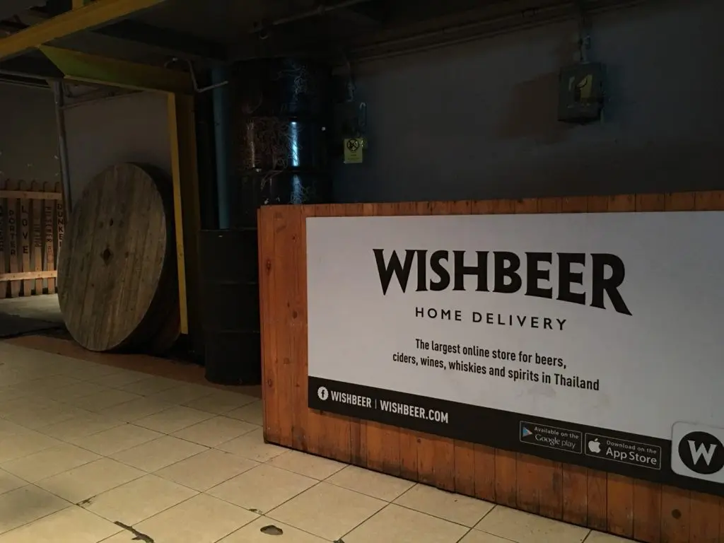 ウイッシュビア,Wishbeer Home Bar,Wishbeer,ビアホール,ビアガーデン,プラカノン駅,行き方,住所,説明,クラフトビール