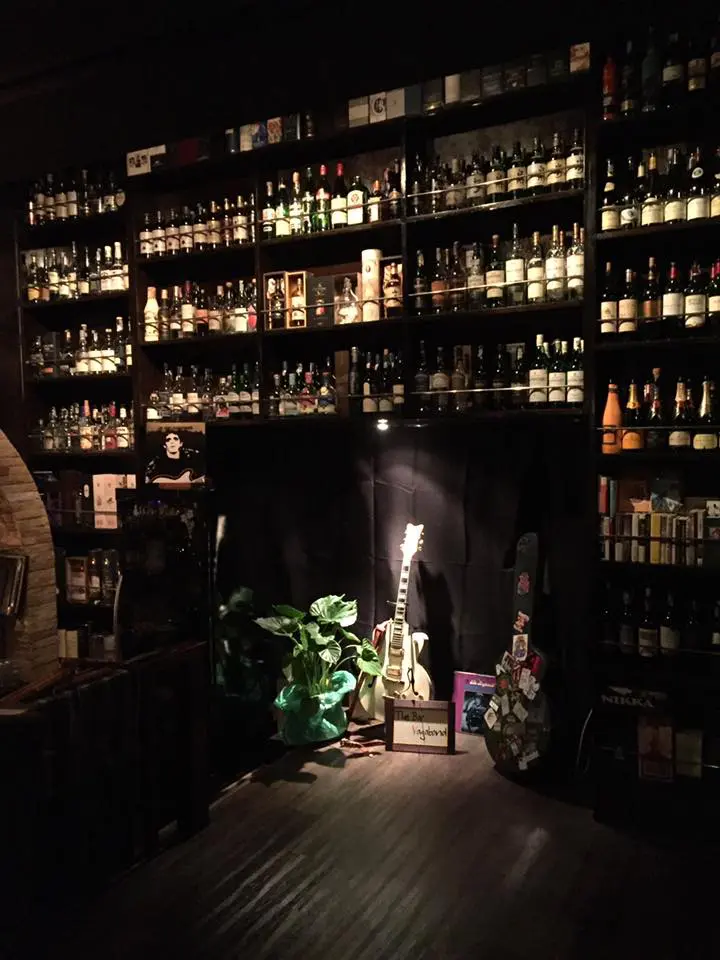 バー バカボンド(The Bar Vagabond) エカマイエリア