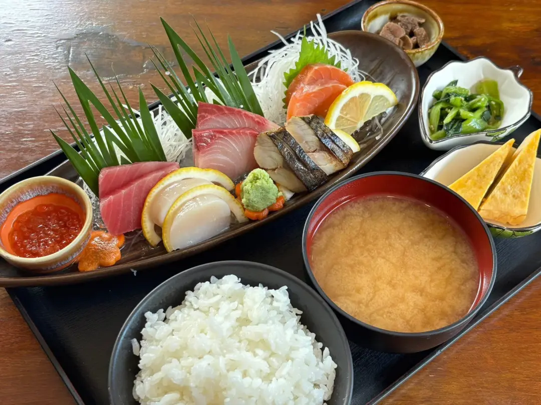 ランチの定食 刺身定食