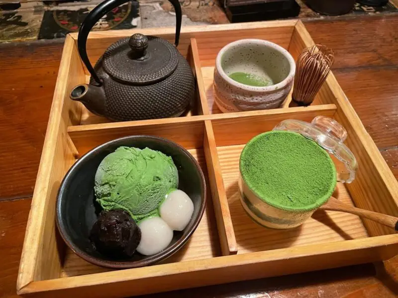 地鶏料理 けん 抹茶パフェ