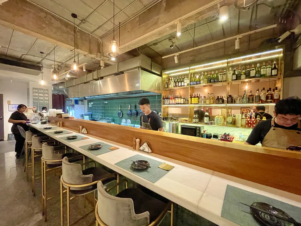 ビストロ 洋食にいがたの店内の様子
