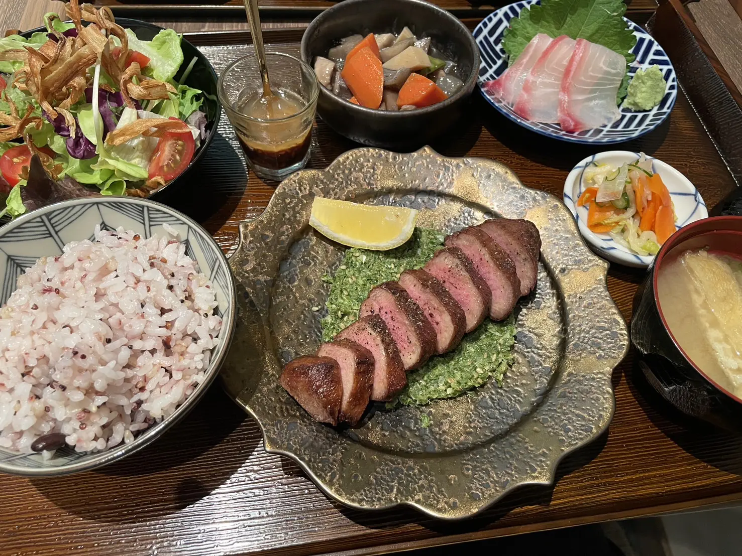 炭火焼 源 ランチ定食