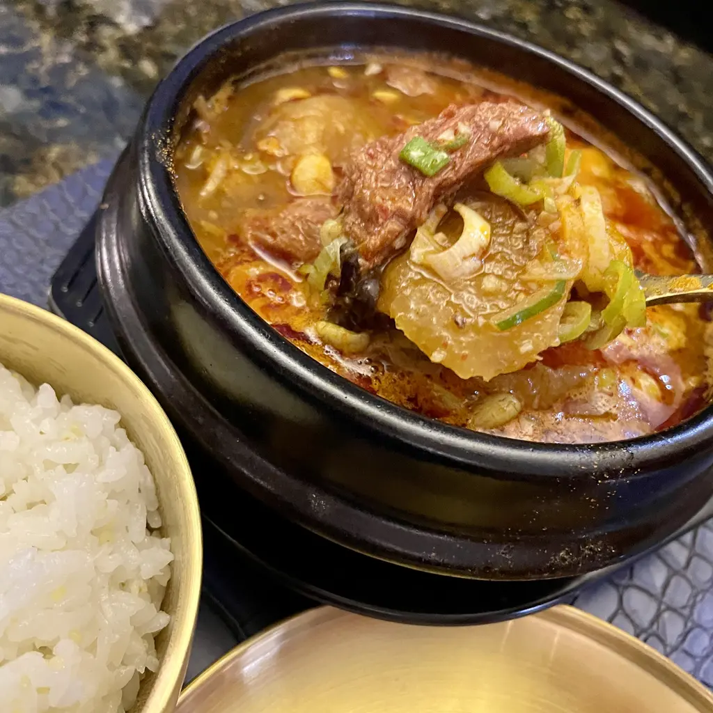 トンローエリアの韓国料理店 コリアンダイニング・クムワーの口コミ