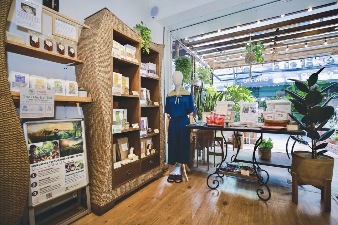 プロンポンの人気マッサージ店「at ease Sukhumvit 33/1」を訪れた近藤かおりのレビュー画像