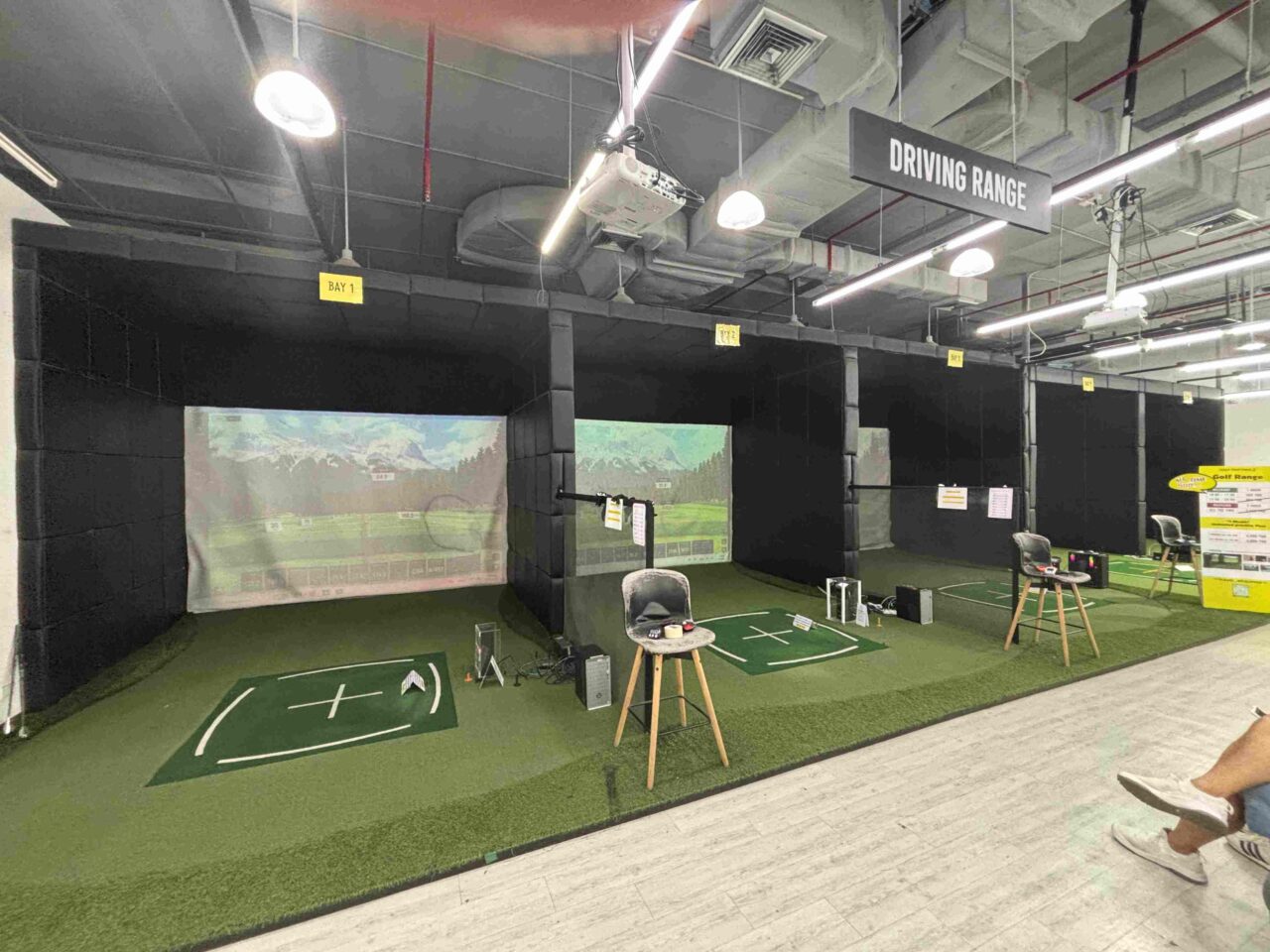 ゴルフパートナートンロー店のシミュレーションゴルフ