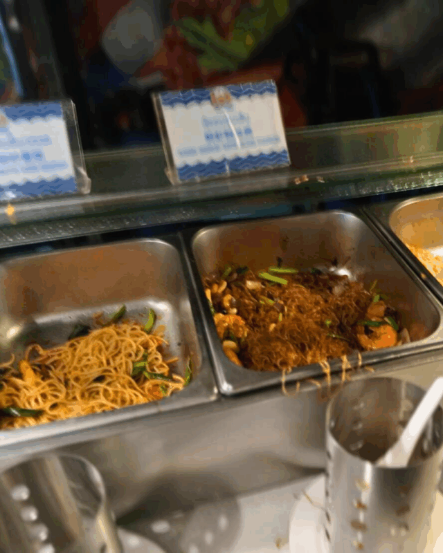 サイドメニューにはタイ料理やあります。