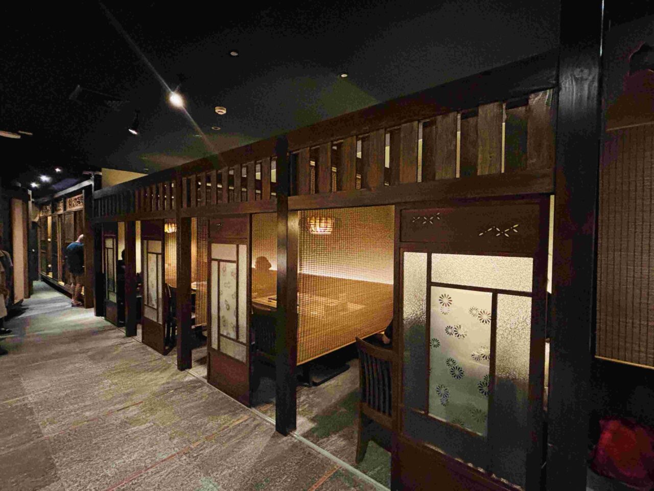 地鶏料理 けん店内の様子112