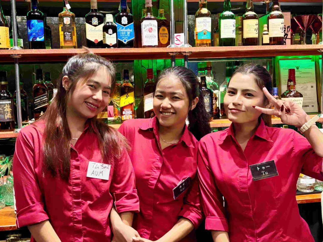 レストラン&バー D-owlのスタッフ紹介