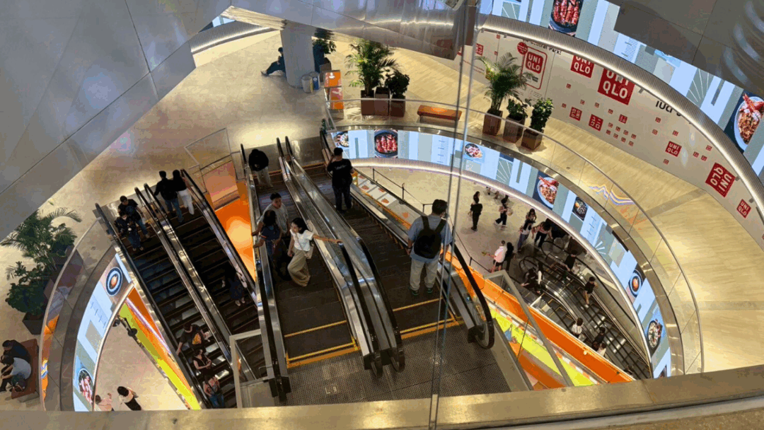 セントラルパーク バンコク館内の様子