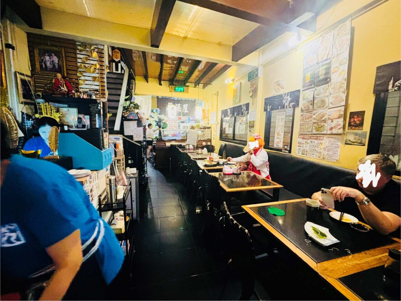 居酒屋 極楽 トンロー店(Gokuraku Thonglor)店内の様子