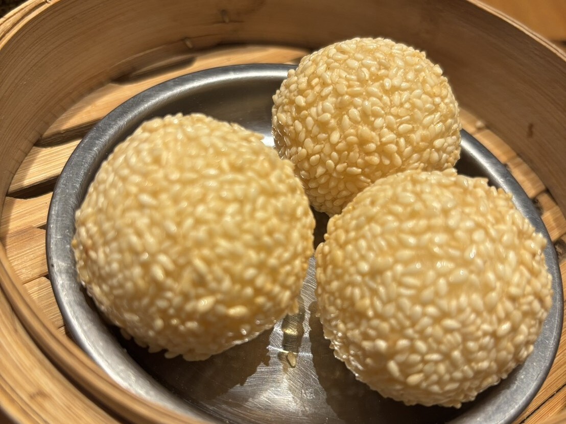 近藤かおりのレビュー 平嶋酒場 ごま団子