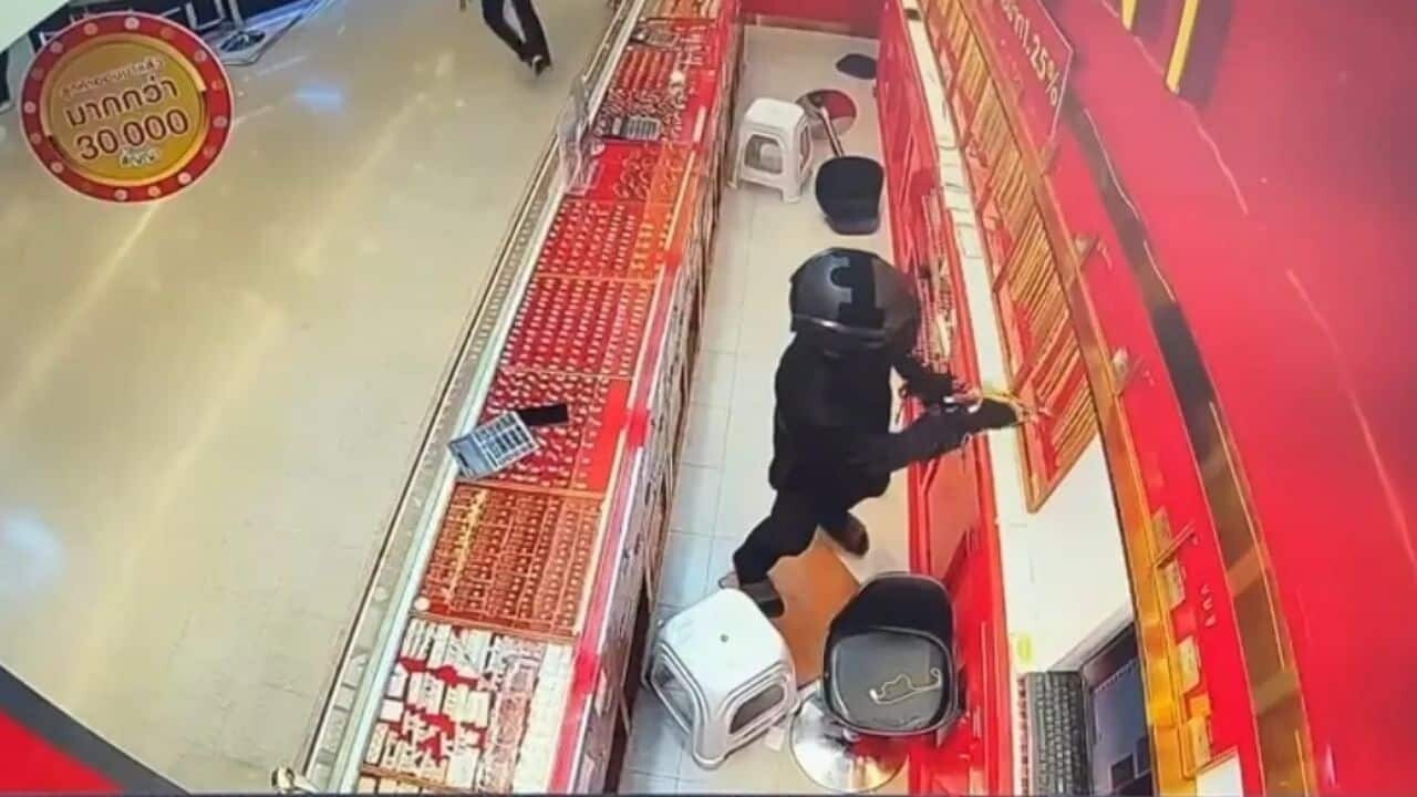 ハジャイでおこった金行強盗事件の防犯カメラに映った映像